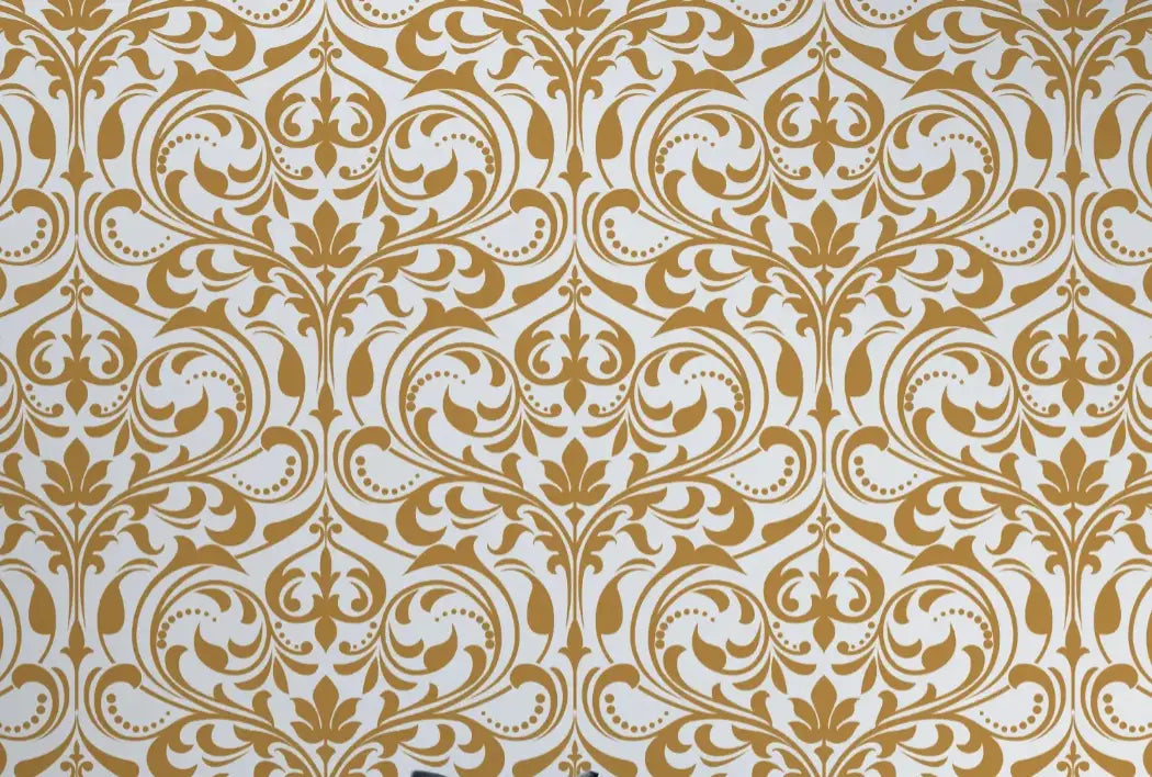 Gold baroque wallpaper